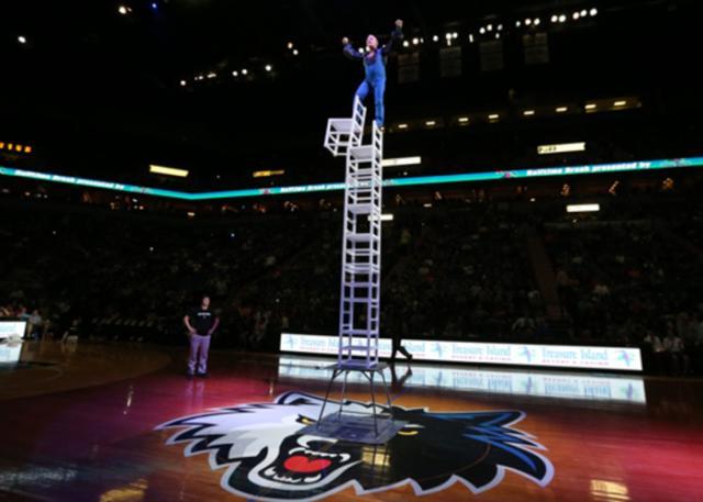 halftime_140414_670.jpg